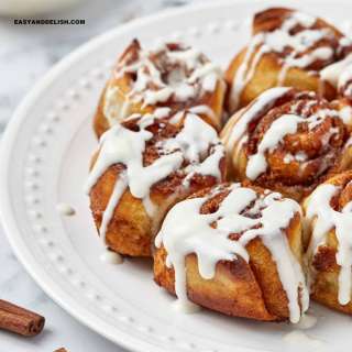 Air Fryer Cinnamon Rolls