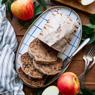 One-Bowl Applesauce Cake