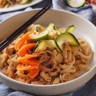 Simple Low FODMAP Pad Thai