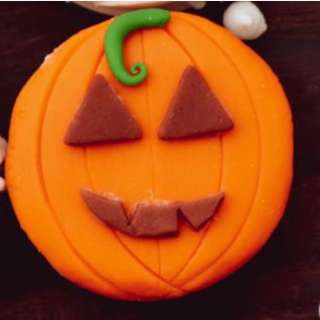 Decorated Halloween Pumpkin Cookies