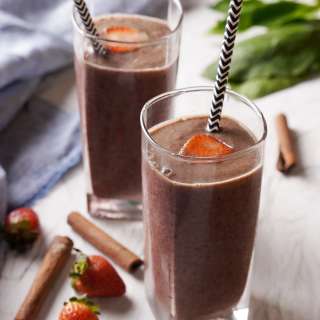 Low Glycemic Index Berry Blast Smoothie
