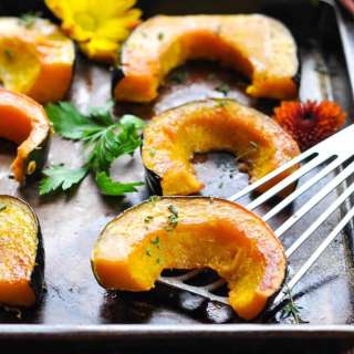 Brown Sugar Roasted Acorn Squash