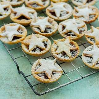 Easy Peasy Mini Mince Pies