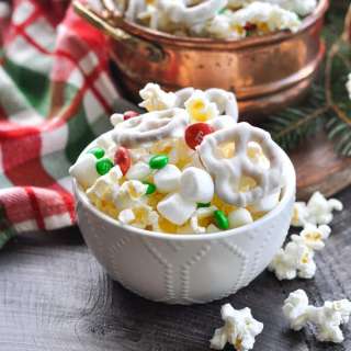 Christmas Snack Mix