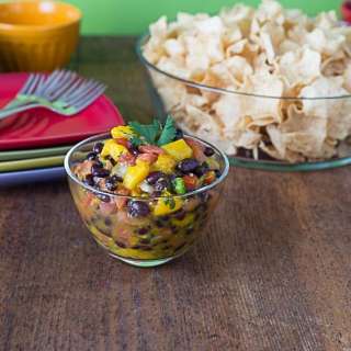 2 Minute Spicy Mango Pico de Gallo Salsa