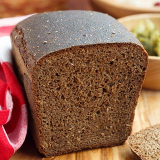 Old-Fashioned Anadama Bread
