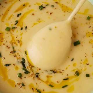 Sopa de Alho Poró
