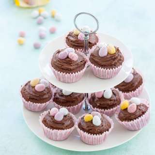 Easy Chocolate Easter Cupcakes