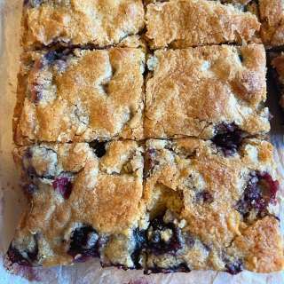 Blueberry Blondies