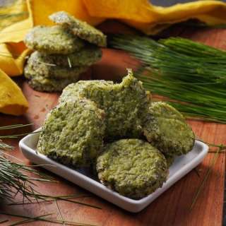 Pine Needle Cookies