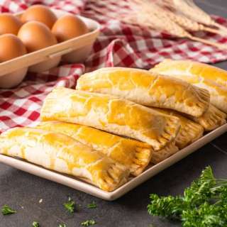 Guyanese Cheese Roll