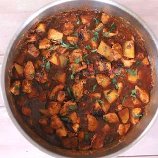 Chicken Curry With Potatoes
