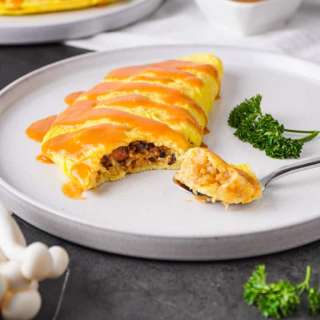 Japanese Rice Omelette (Omurice)