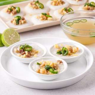 Vietnamese Steamed Rice Cakes (Banh Beo)