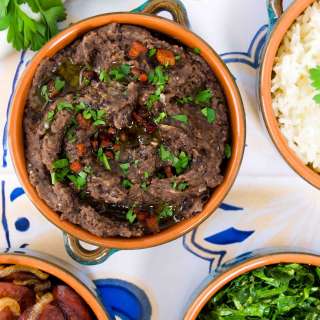 Brazilian Black Bean Puree (Tutu a Mineira)