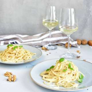 Gorgonzola Walnut Pasta