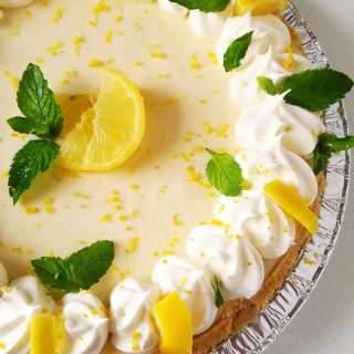 Easy Lemon Pie with Condensed Milk (Lemon Icebox Pie)