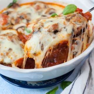 Mozzarella chicken with mushrooms