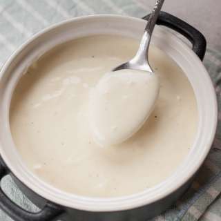 How to make bechamel sauce - an easy and foolproof recipe
