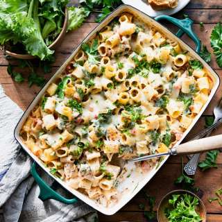 Dump-and-Bake Chicken Pesto Alfredo Pasta