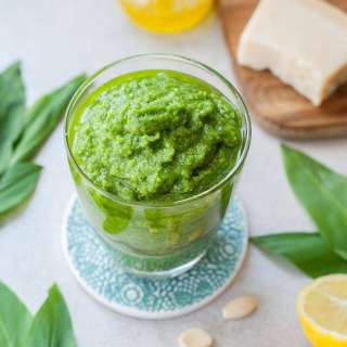 Wild Garlic Pesto (Ramp Pesto)