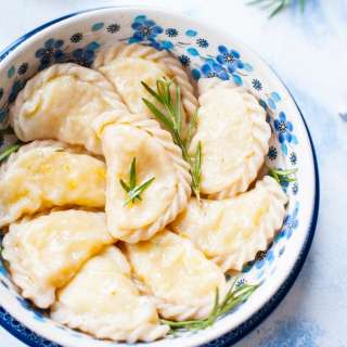 Potato and cheese pierogi the American way – homemade cheddar pierogi