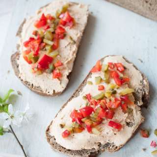 Liptauer – Austrian paprika cheese spread recipe