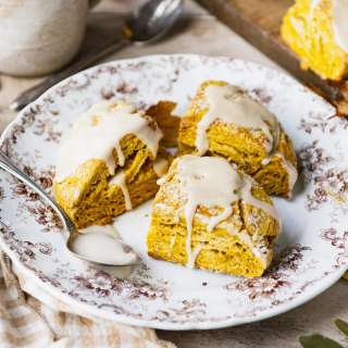 Pumpkin Scones with Maple Glaze