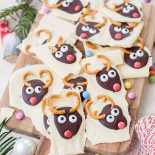 Christmas Bark Recipe (Reindeer Chocolate Bark)