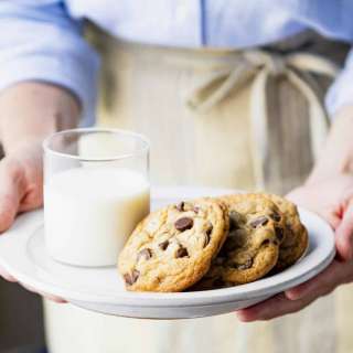 Easy Chocolate Chip Cookies