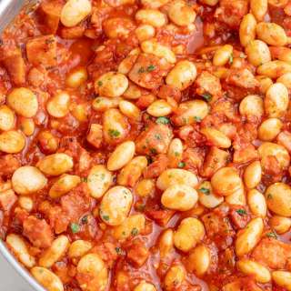 Polish Beans and Sausage (Fasolka po bretońsku)