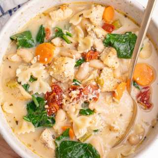 Tuscan Chicken Soup