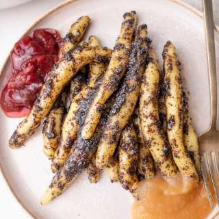 Mohnnudeln - Austrian Poppy Seed Noodles