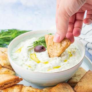Tzatziki (Greek Yogurt Cucumber Dip)