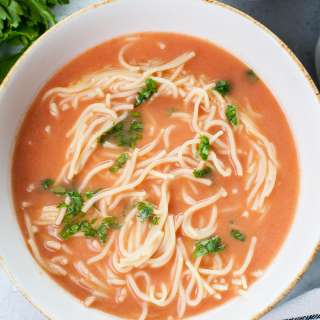 Polish tomato soup (zupa pomidorowa)