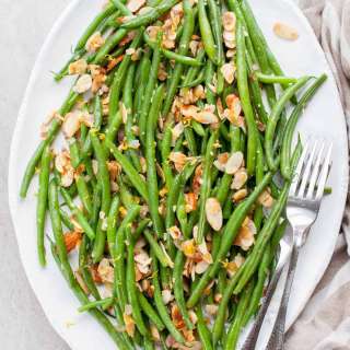 Green beans almondine