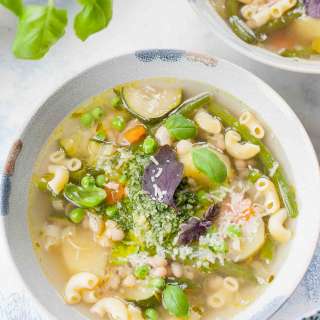 Pistou Soup - French vegetable soup (Soupe au Pistou)