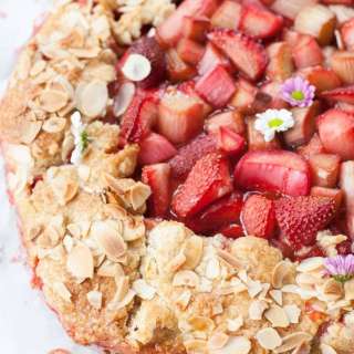 Strawberry rhubarb galette