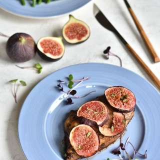 Balsamic chicken with figs