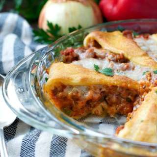 Sausage and Pepperoni Crescent Roll Pizza