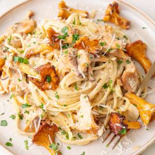 Creamy Chanterelle Pasta