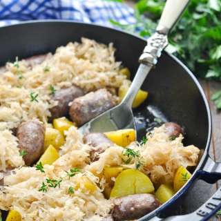Dump-and-Bake Bratwurst Recipe