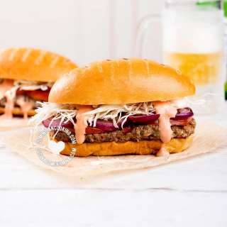 Chimi [Recipe + Video] Dominican Chimichurri Burger