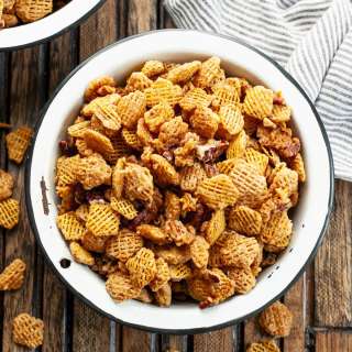 "Crack Snack" Sweet and Salty Snack Mix