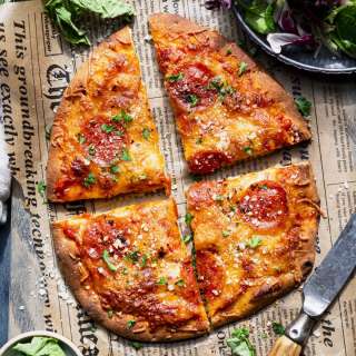 15-Minute Naan Flatbread Pizza
