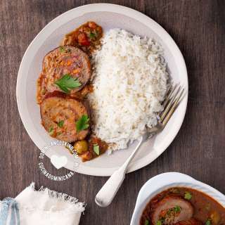 Dominican Carne Mechada Recipe (Braised Beef Roll)