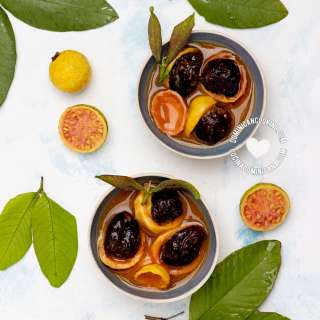 Casquitos de Guayaba (Guava Shells in Syrup)
