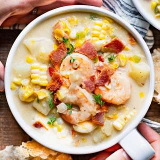 Creamy Shrimp Soup with Corn and Bacon