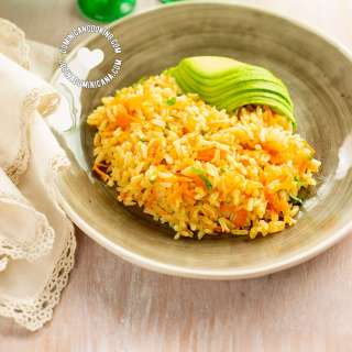 Arroz Amarillo [Recipe + Video] Dominican Yellow Rice