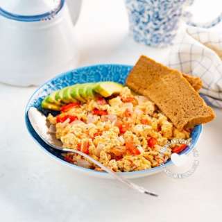 Revoltillo de Huevos [Recipe + Video] Scrambled Eggs